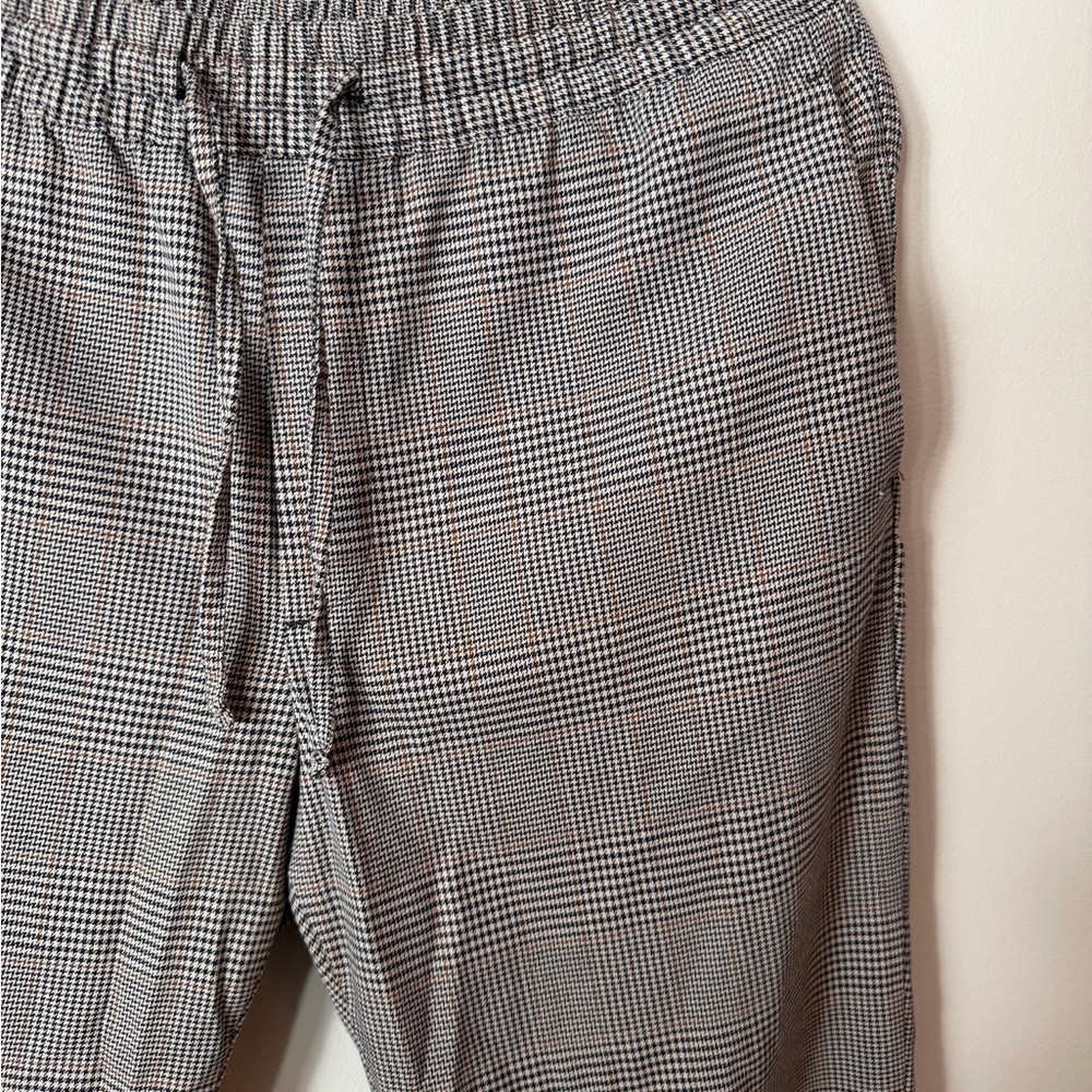Gray Plaid Drawstring Men’s Pants - Picture 3 of 6